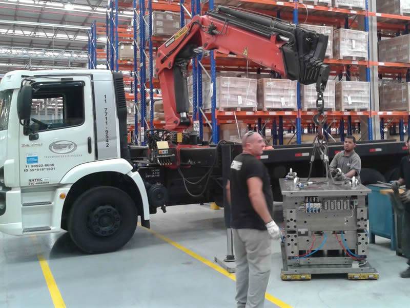 Caminhão Munck 50t